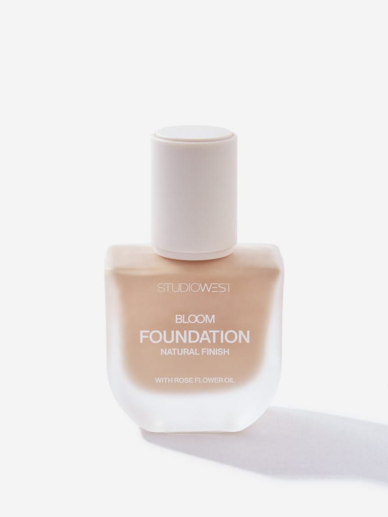 Studiowest Bloom 04 Naked Foundation - 38 ML