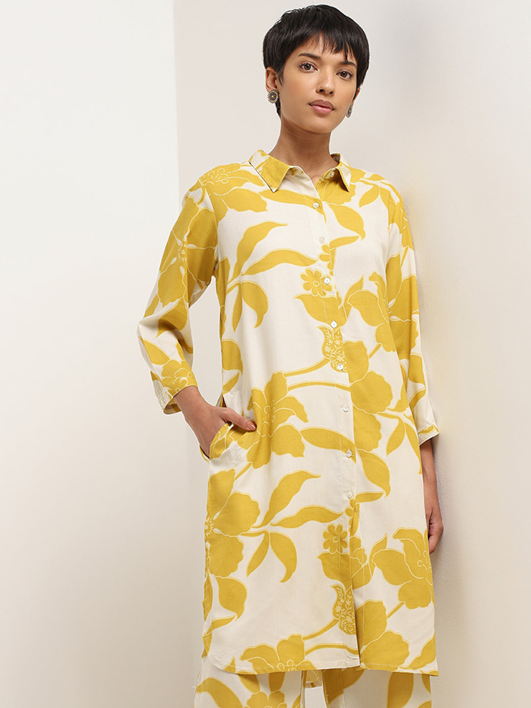 Utsa Yellow Printed Shirt Kurta