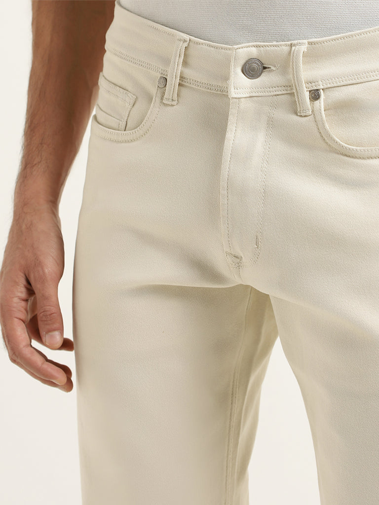 Ascot Off-White Relaxed - Fit Mid - Rise Jeans