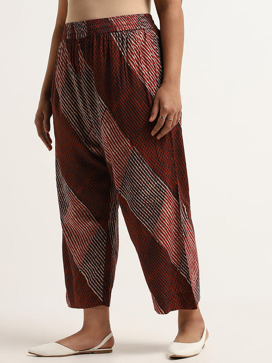 Diza Brown Mid Rise Printed Pants