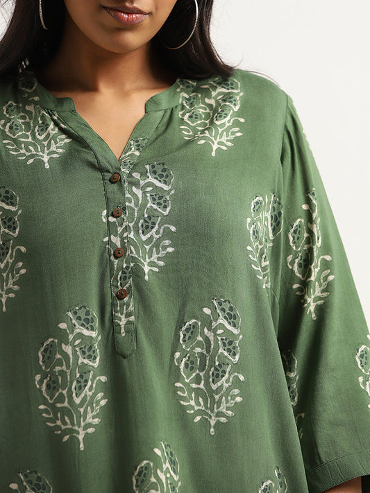 Diza Green Relaxed-Fit Printed Kurti