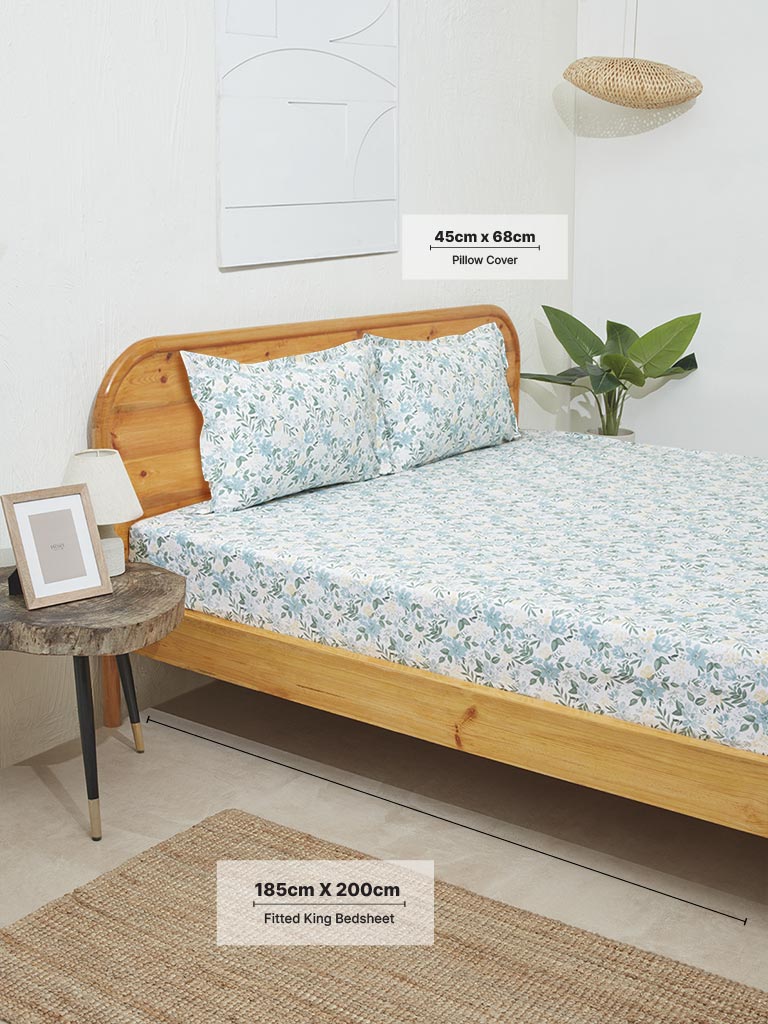 Westside Home Blue Floral Print King Bed Fitted Sheet and Pillowcase Set