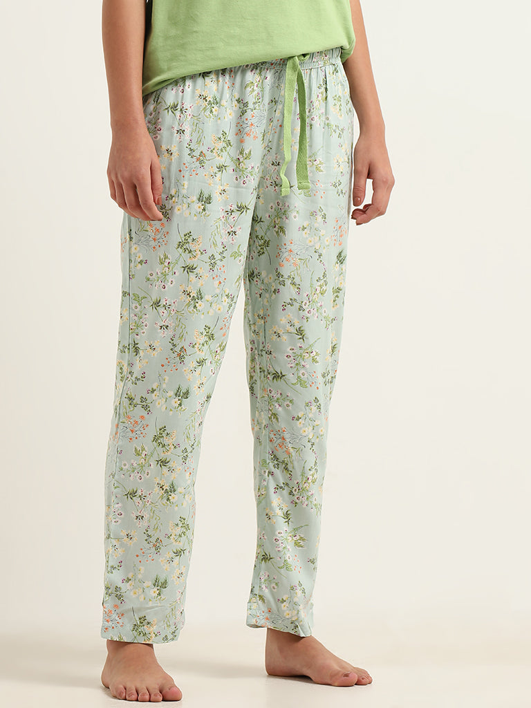 Wunderlove Light Green Floral Cotton Pyjamas