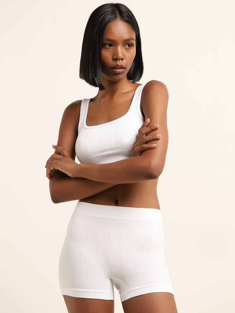 Superstar White Seam Free Textured Sports Bra