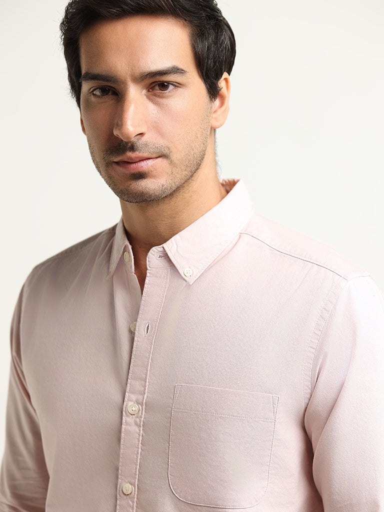 WES Casuals Pink Solid Cotton Slim Fit Shirt