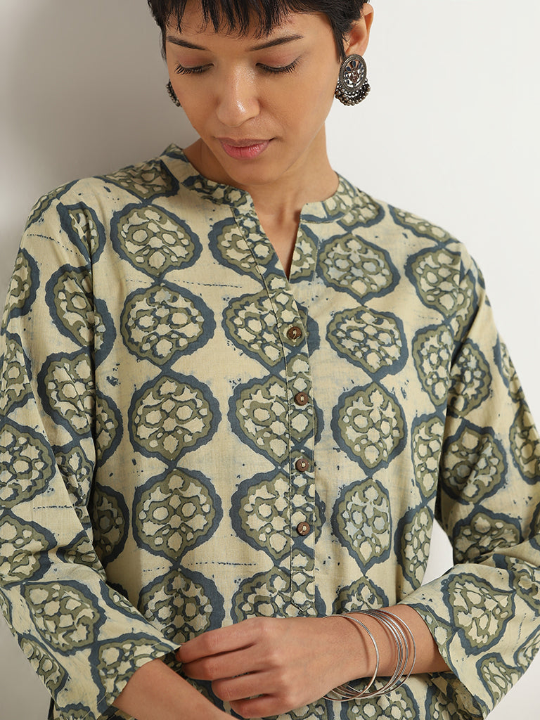 Utsa Green and Blue Motif Printed Cotton Kurta