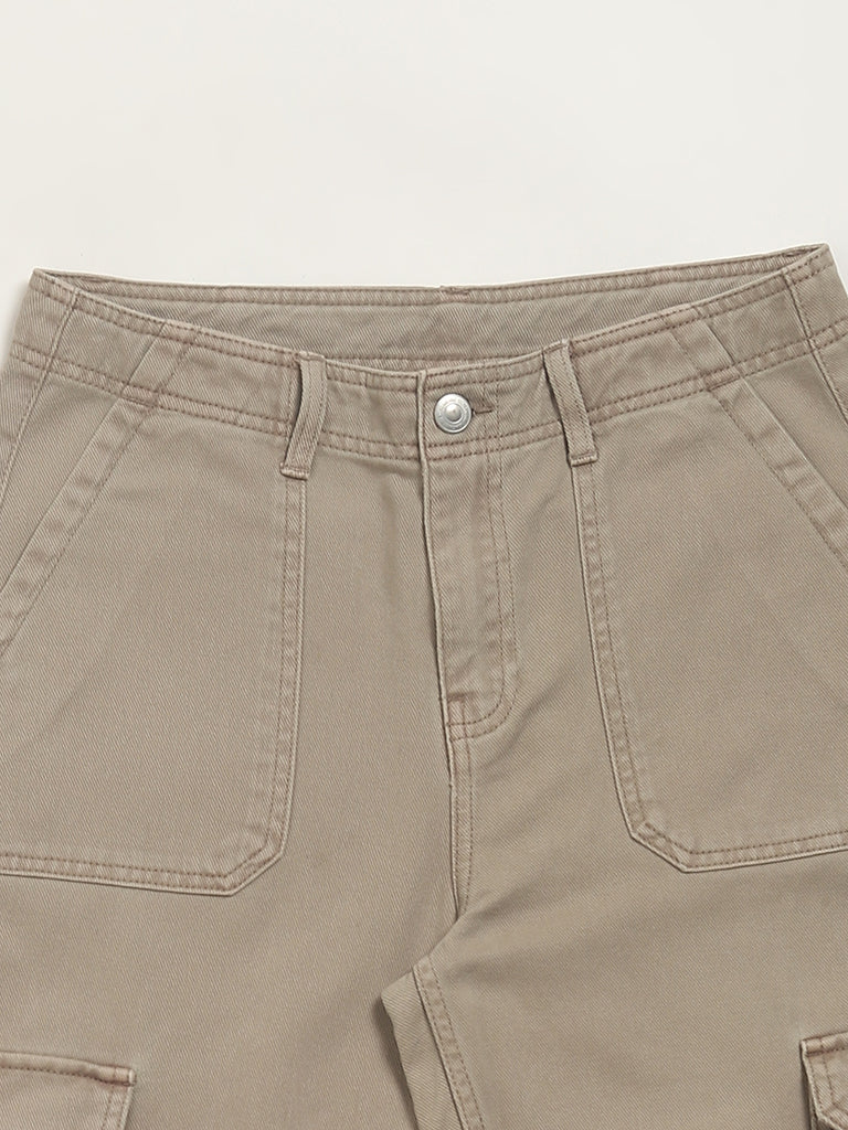 Y&F Kids Beige Solid Mid Rise Cargo Pants