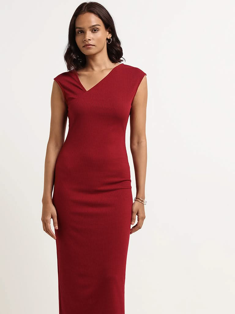 Wardrobe Maroon Fitted Dress