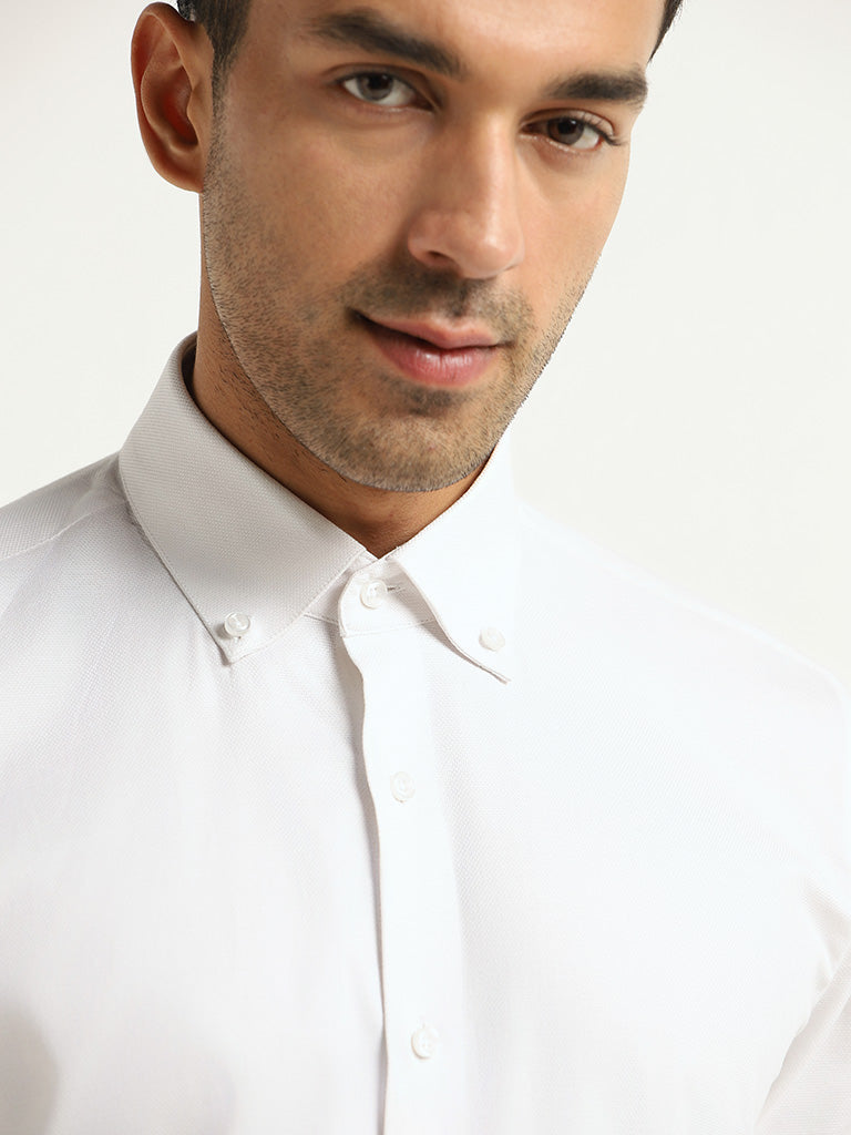 WES Formals White Cotton Blend Slim-Fit Shirt