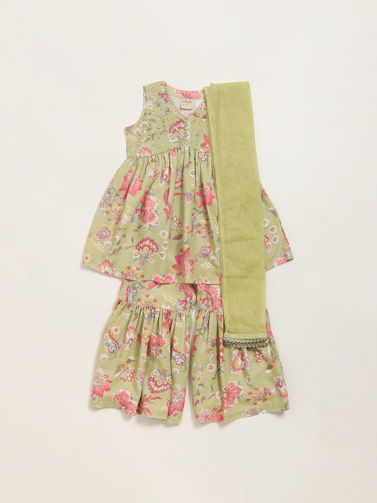 Utsa Kids Green Floral Kurta Set (2 - 8yrs)