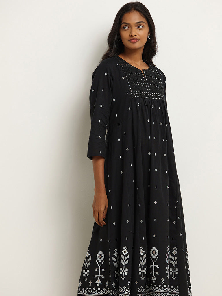 Utsa Black Embroidered Cotton A-Line Kurta