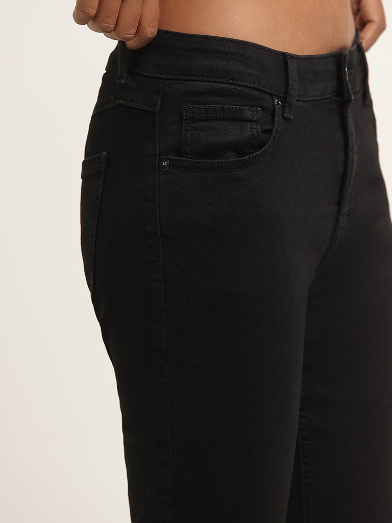 Nuon Black Mid Rise Slim Fit Jeans