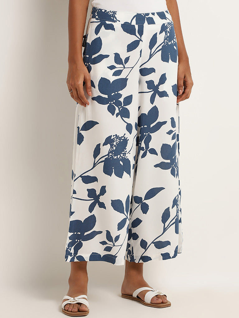 Utsa Blue Floral Mid Rise Pants