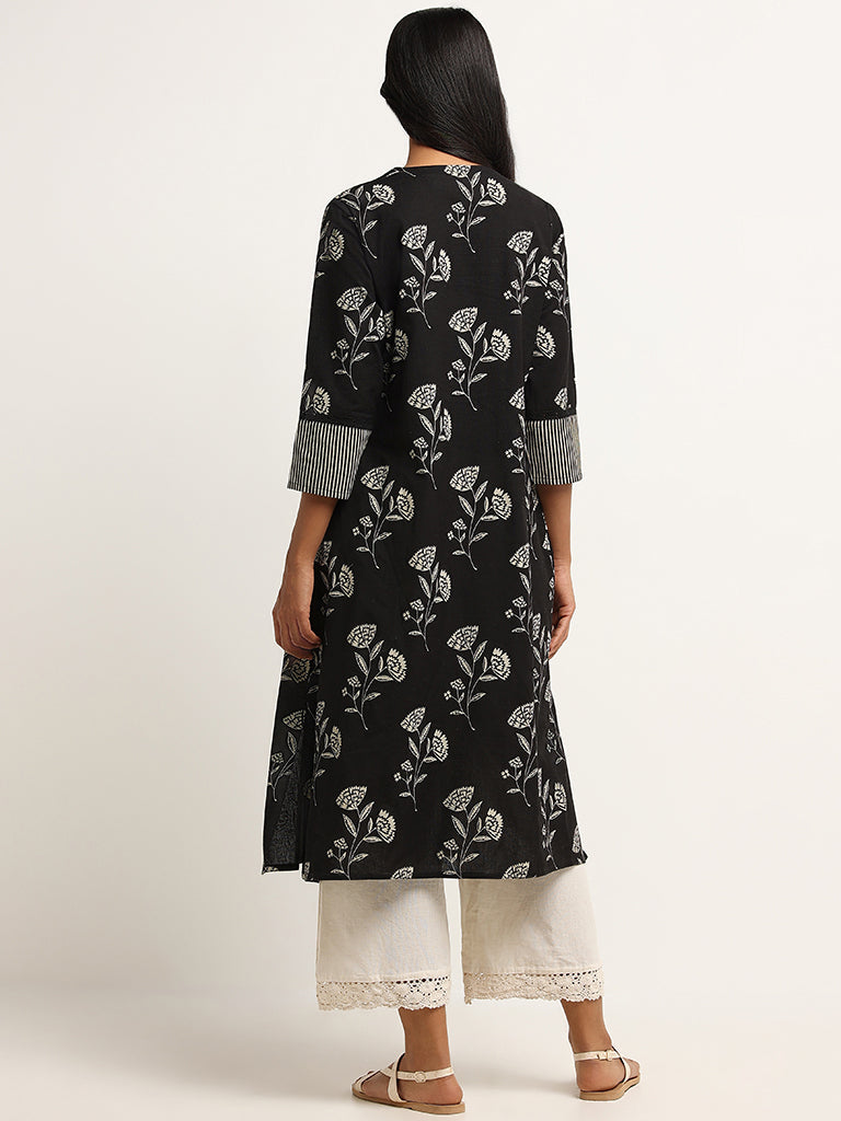 Utsa Black Floral Print Blended Linen Kurta