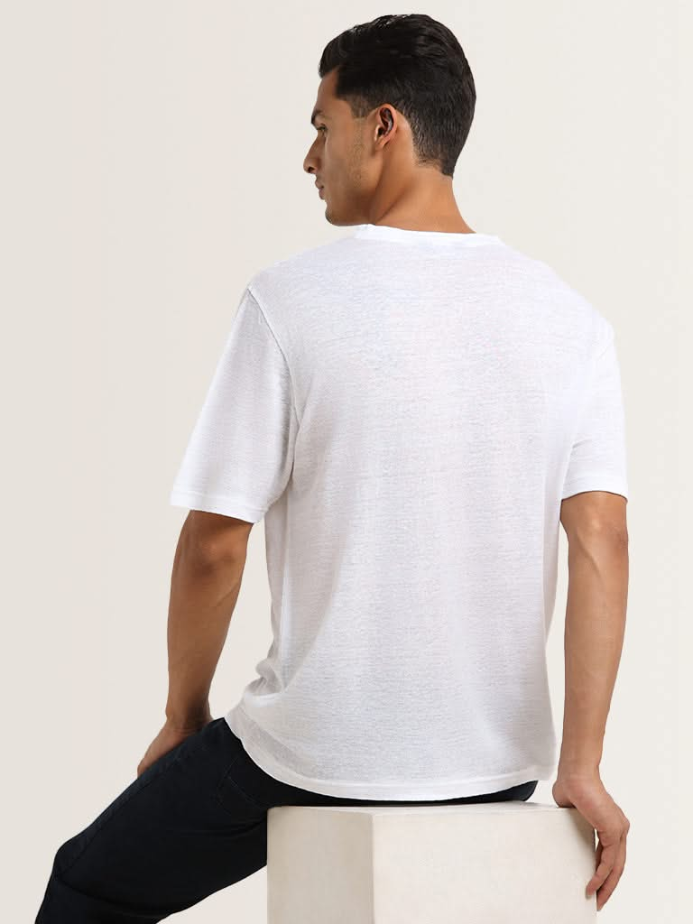 Ascot White Linen Solid Relaxed Fit T-Shirt