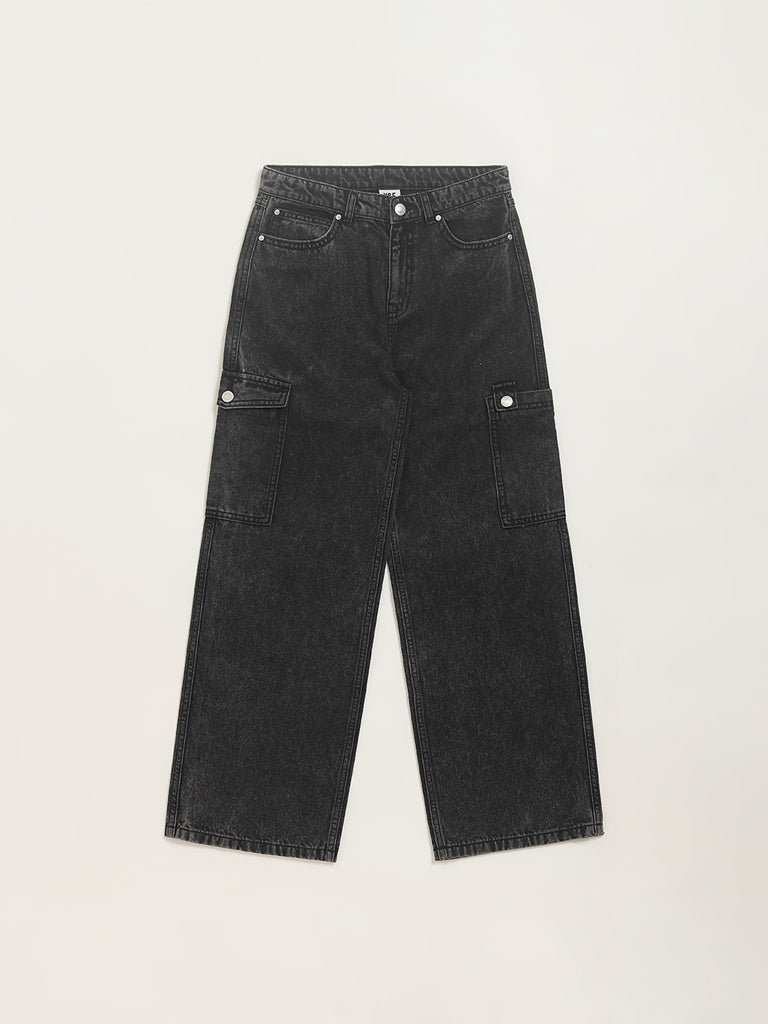 Y&F Kids Faded Black Mid Rise Cargo Jeans