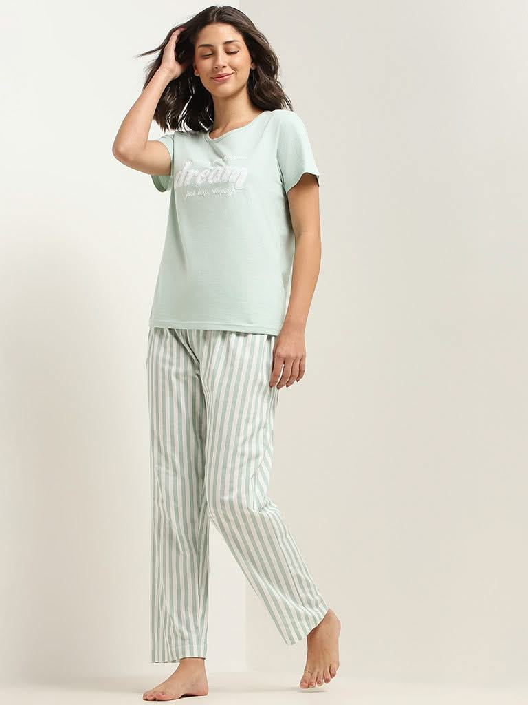 Wunderlove Green Printed Cotton Pyjamas Set In A Bag