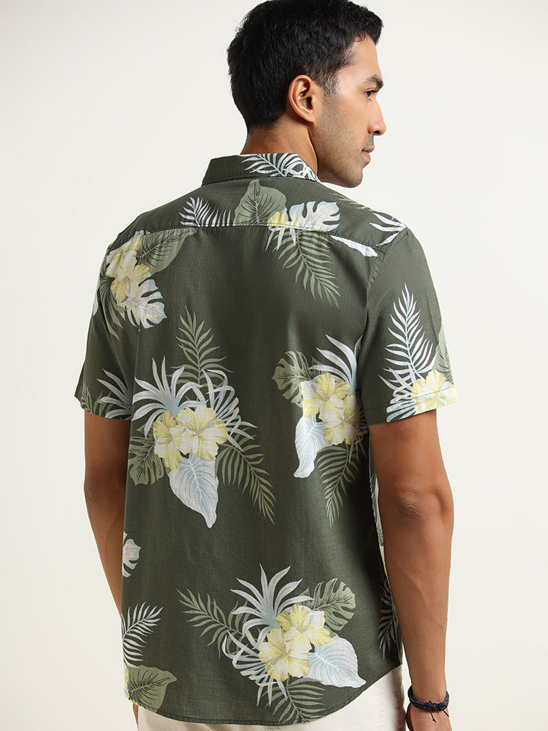 WES Casuals Green Slim Fit Floral Print Cotton Shirt