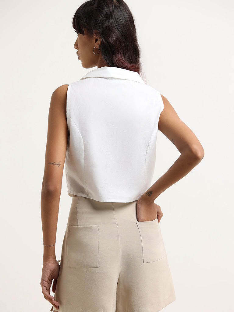 Nuon White Cropped Shirt