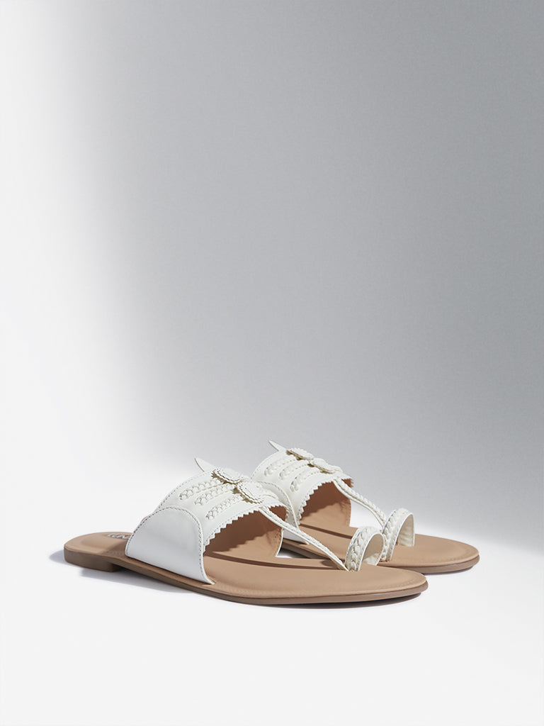 LUNA BLU White Braided Design Kolhapuri Sandals