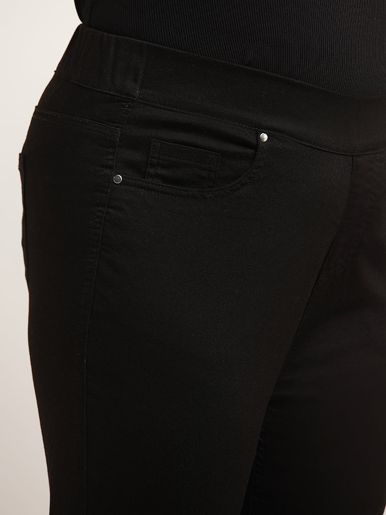 Gia Black Slim Fit Mid Rise Jeggings