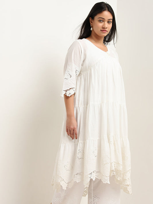 Diza White Floral Embroidered Fit-and-Flare Cotton Kurta