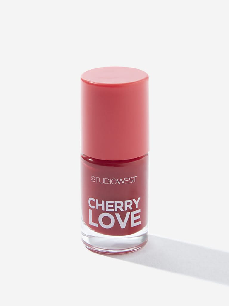 Studiowest Red Creme Cherry Love R-02 Desire Nail Polish - 6 ml