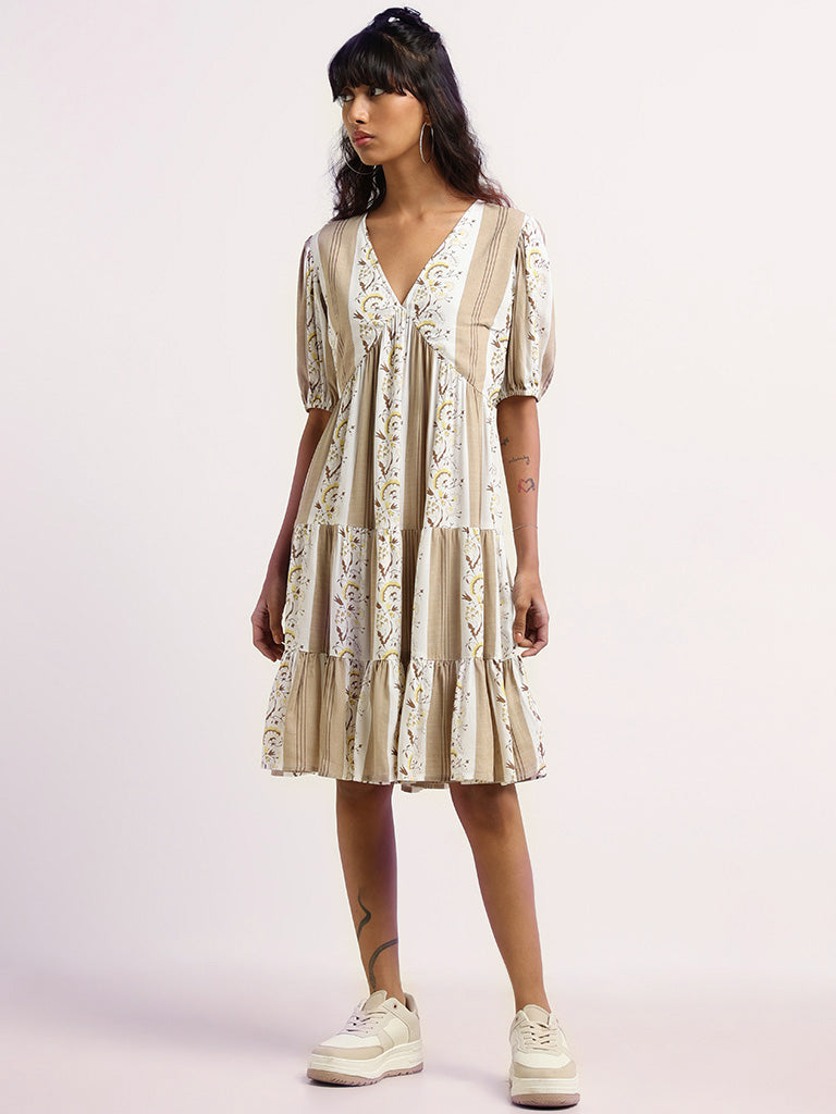 Bombay Paisley White Cotton Tiered Dress