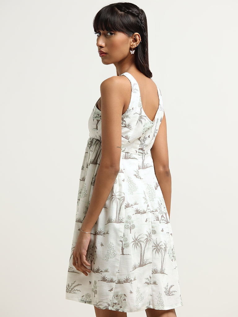 Bombay Paisley White Flared Printed Dress