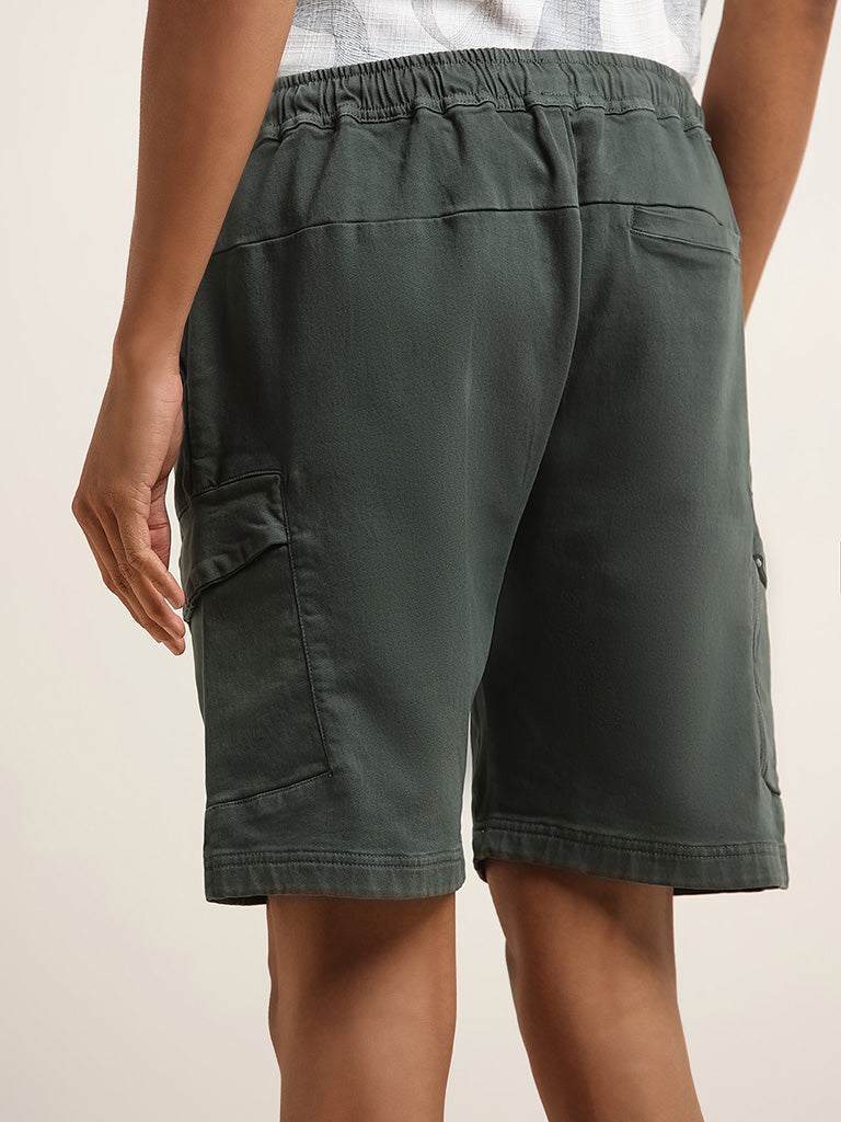 Nuon Olive Cotton Blend Relaxed Fit Cargo-Style Shorts