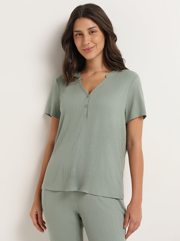 Wunderlove Green Self Patterned Supersoft Top