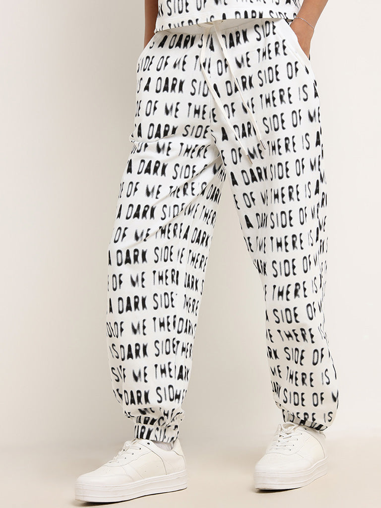 Studiofit White Printed Cotton Joggers