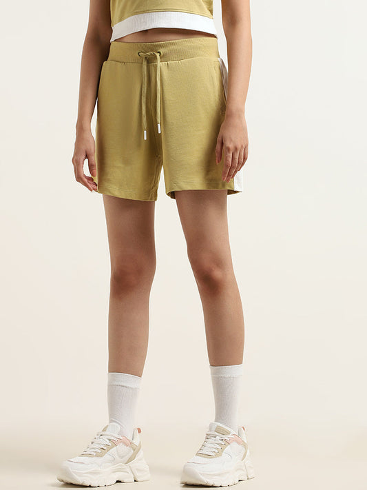 Studiofit Green Cotton Mid-Rise Shorts