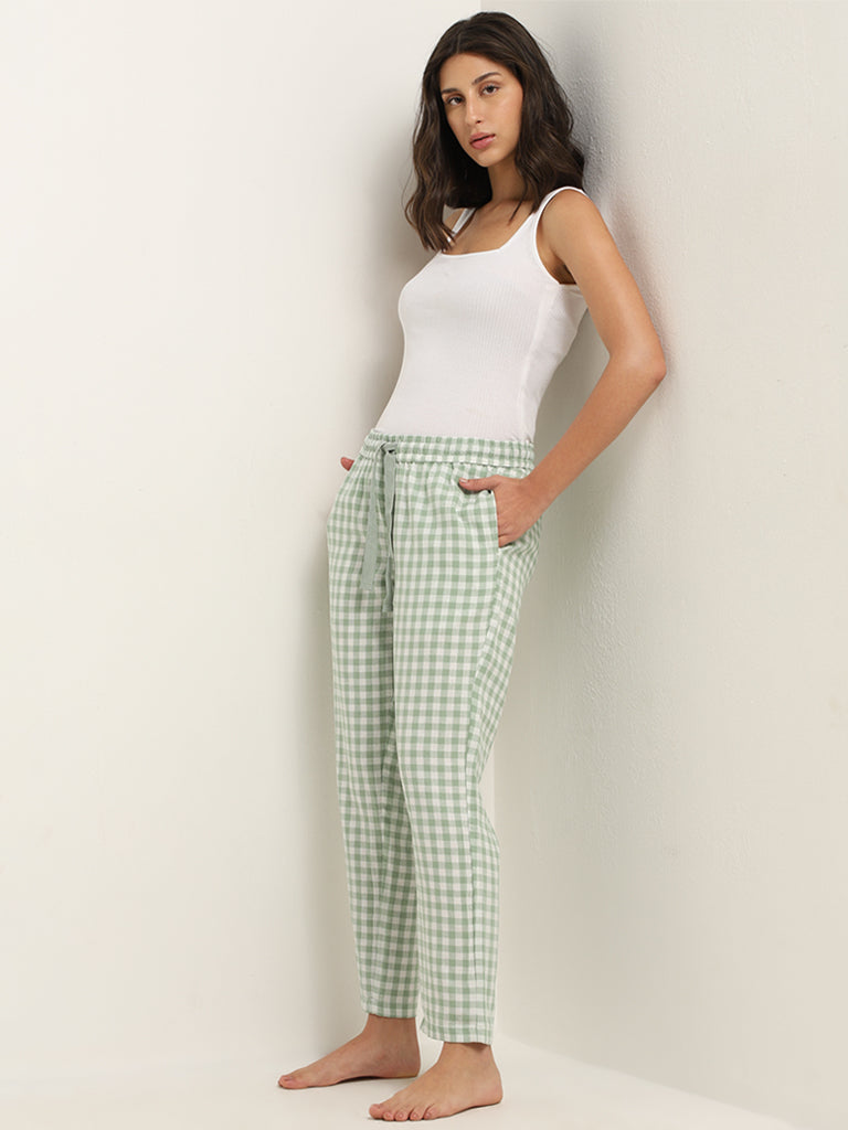 Wunderlove Light Green Checks Design Cotton Straight-Fit Pants