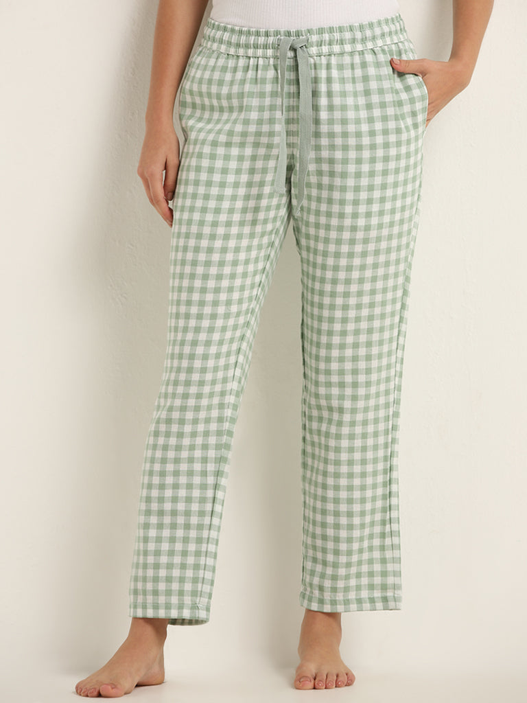 Wunderlove Light Green Checks Design Cotton Straight-Fit Pants