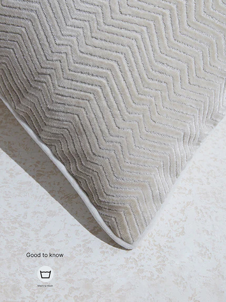 Westside Home Ivory Chevron Design Cushion Cover