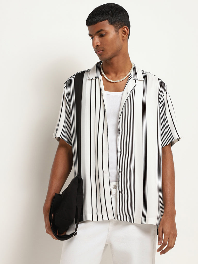 Nuon White Relaxed Fit Striped Shirt