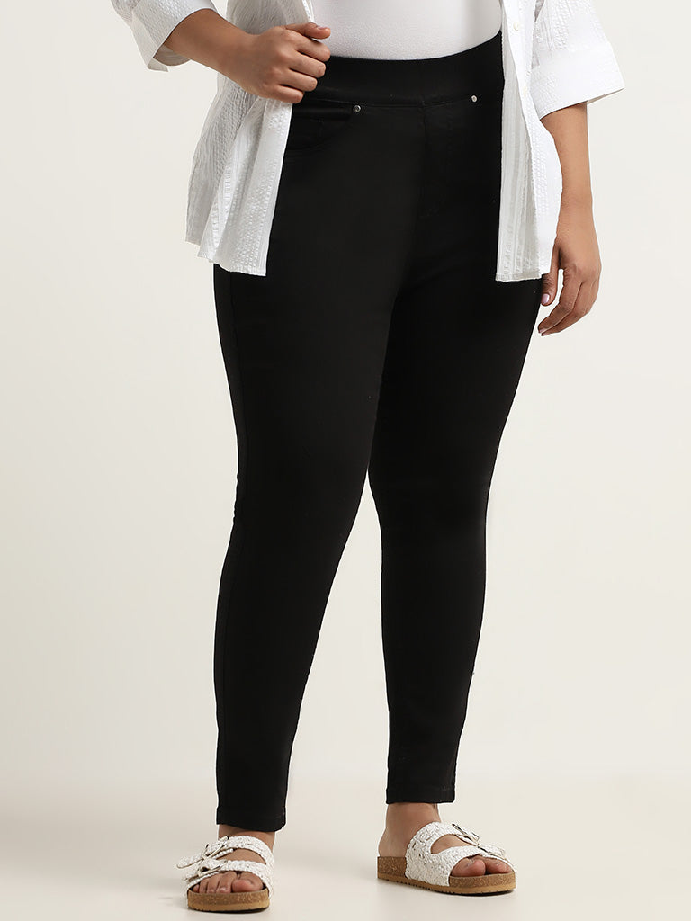 Gia Black Slim Fit Mid Rise Jeggings