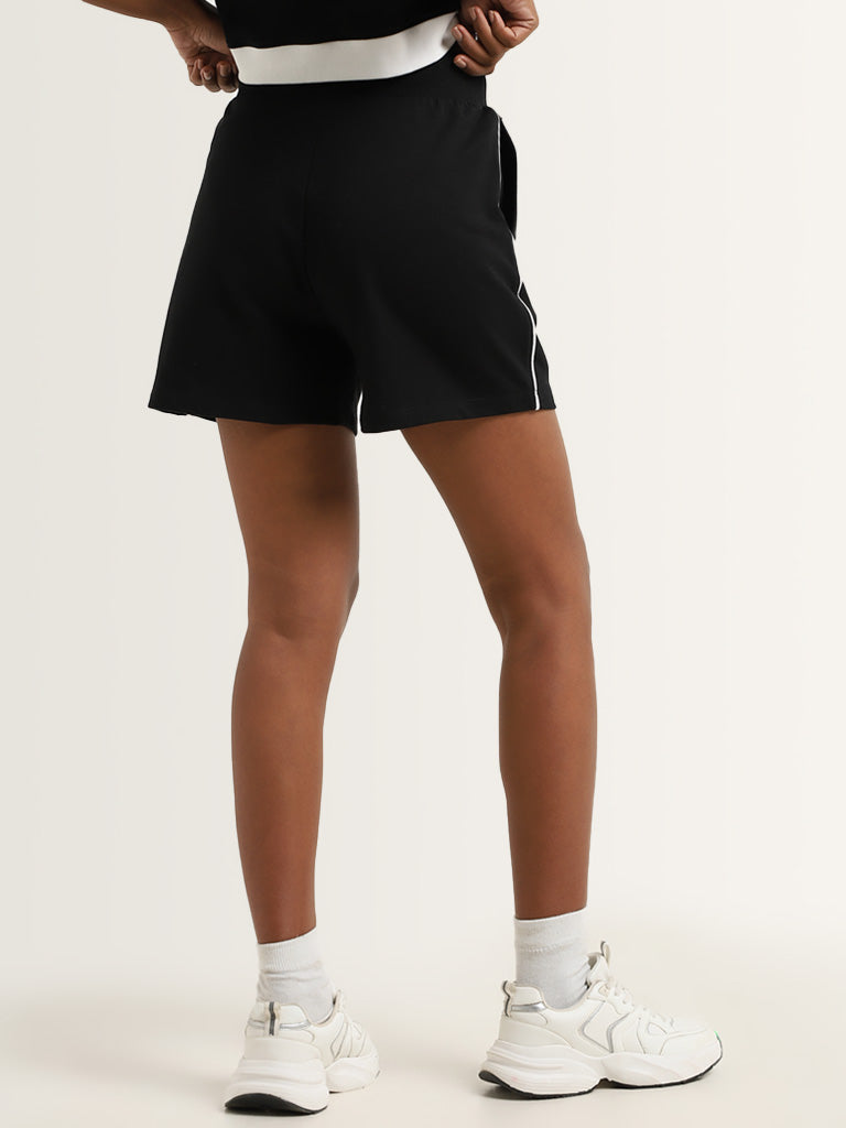 Studiofit Black Cotton Mid Rise Shorts