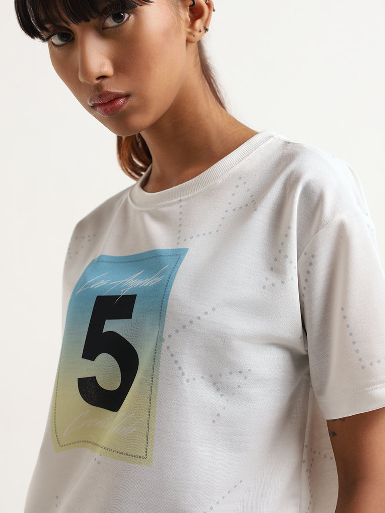 Studiofit White Printed Cotton Relaxed Fit T-Shirt