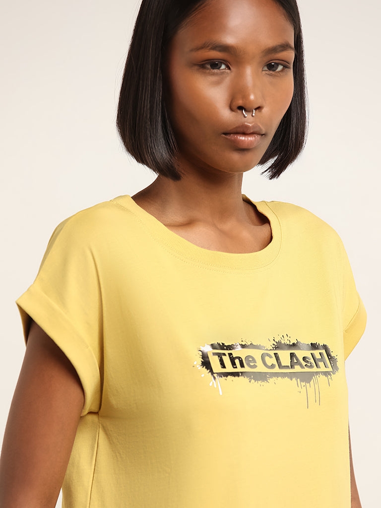 Studiofit Yellow Text Printed Cotton T-Shirt