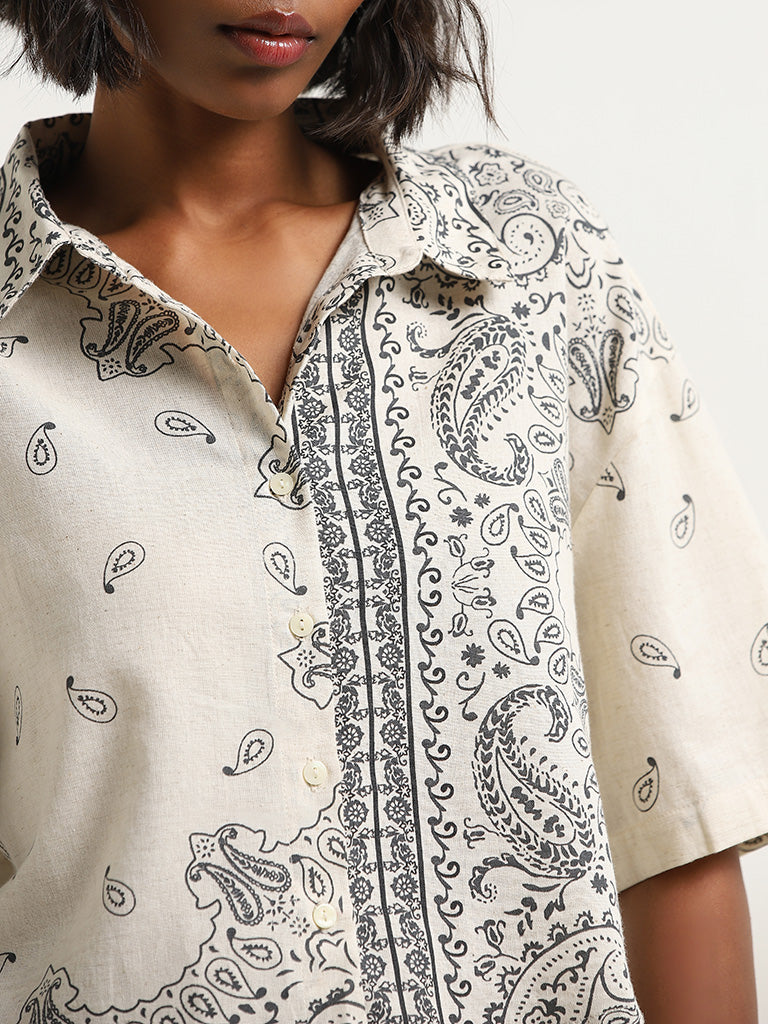 Bombay Paisley Off-White Paisley Print Cotton Shirt