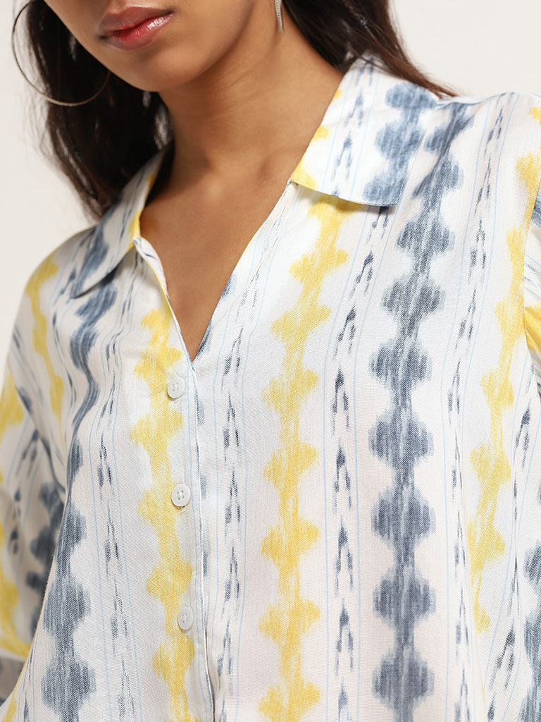 Bombay Paisley White Printed Crop Shirt