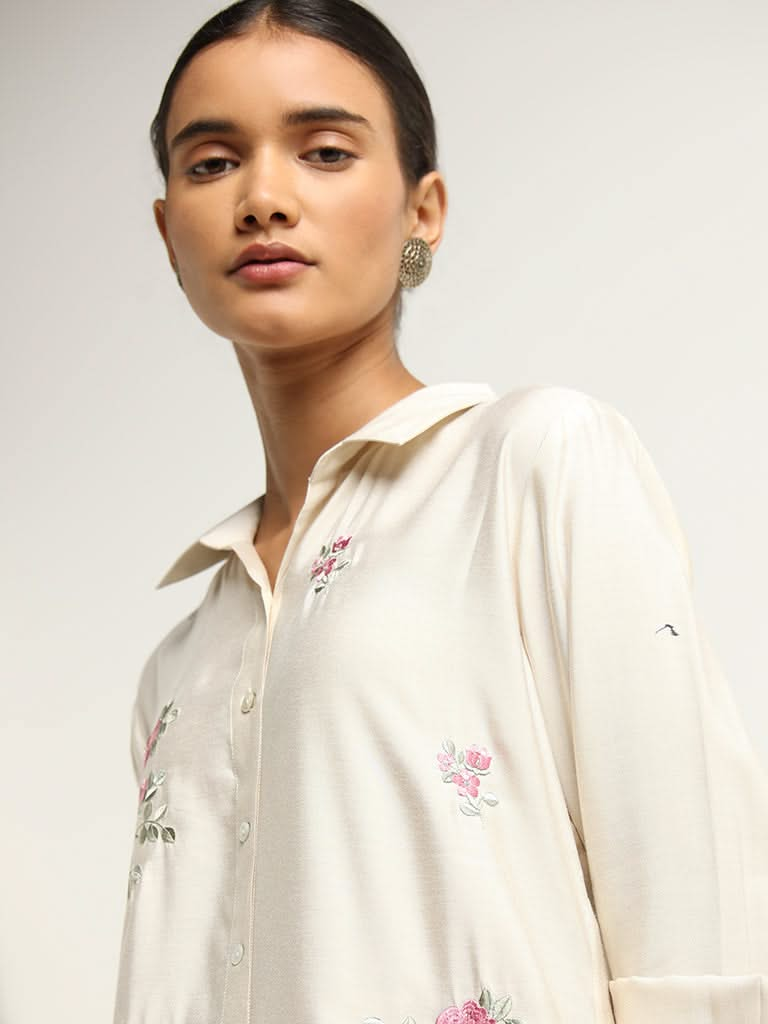 Zuba Off-White A-Line Floral Embroidered Kurta