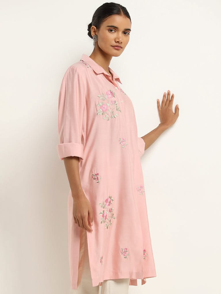 Zuba Pink A-Line Floral Embroidered Kurta