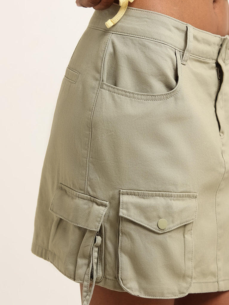 Nuon Sage Cargo-Style Mid Rise Skirt