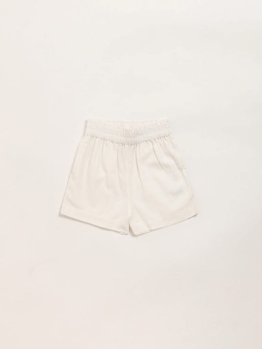 Utsa Kids White Solid Mid Rise Shorts (2 - 8yrs)