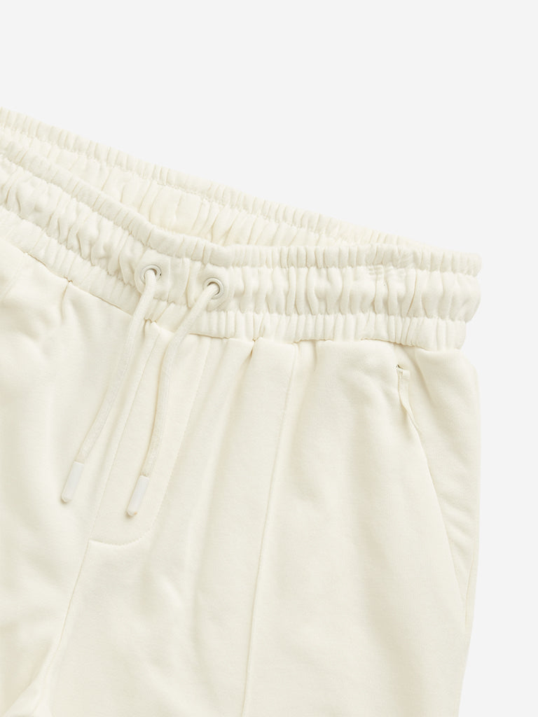 Y&F Kids Off-White Mid Rise Shorts