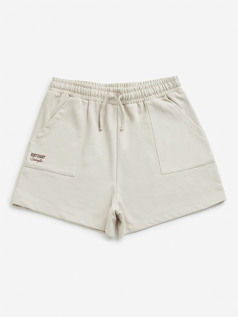 Y&F Kids Beige Mid Rise Shorts