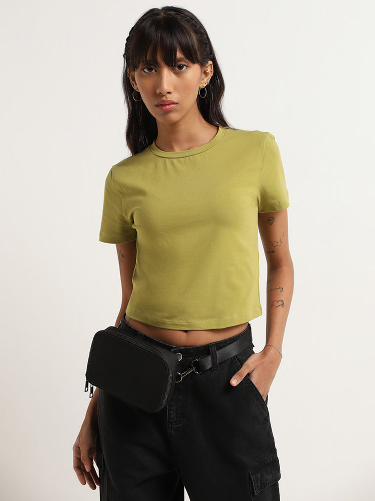 Nuon Solid Green Cotton Blend Crop T-Shirt